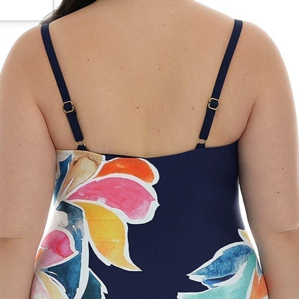 La Blanca Women's Plus Petals Lingerie Mio Petals in Bloom One Piece Swimsuit - Picture 5 of 9